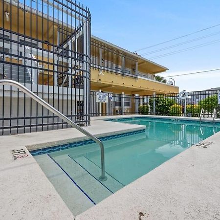 Perfect Location 1Br Pool Parking Outside Area 8 Lejlighed Myrtle Beach Eksteriør billede
