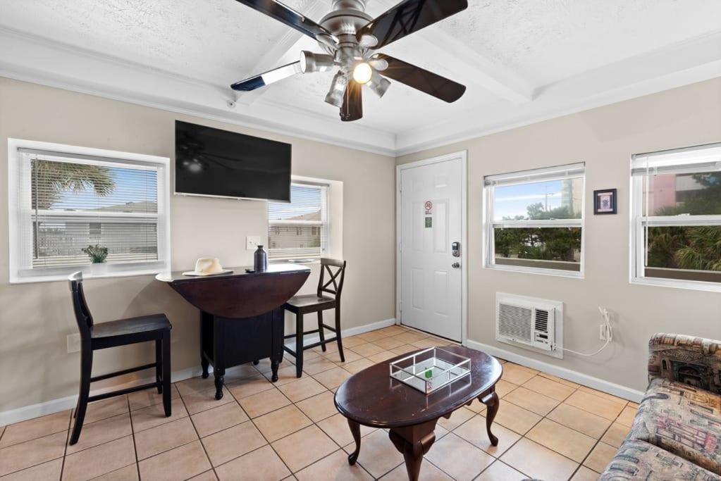 Perfect Location 1Br Pool Parking Outside Area 8 Lejlighed Myrtle Beach Eksteriør billede